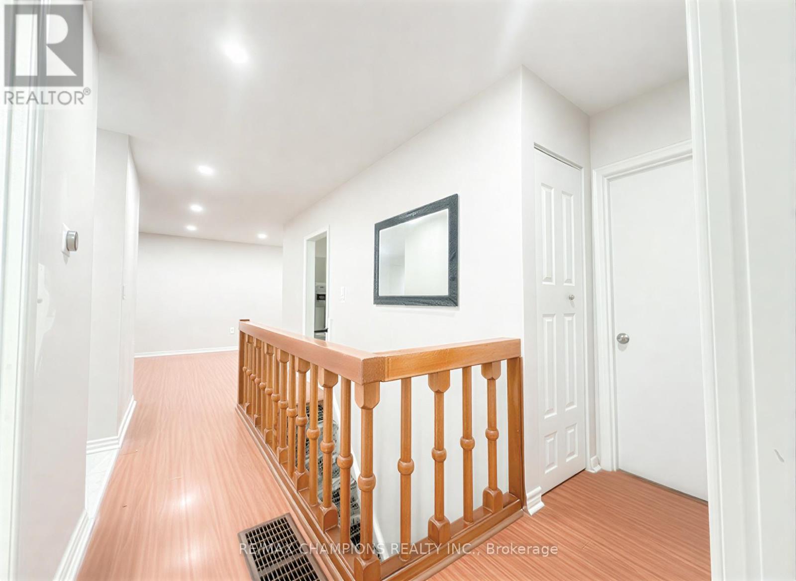 68 Nanwood Drive, Brampton, Ontario  L6W 1L9 - Photo 12 - W12715174