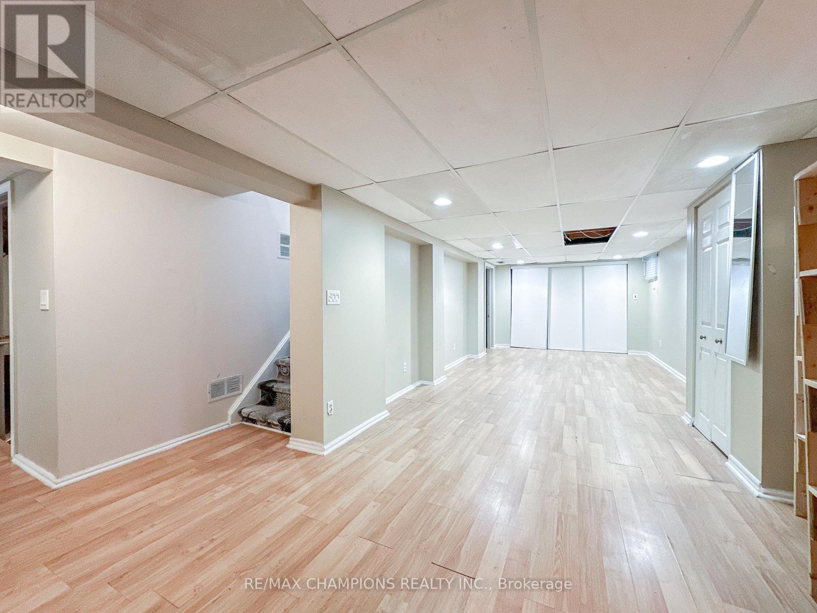 68 Nanwood Drive, Brampton, Ontario  L6W 1L9 - Photo 14 - W12715174