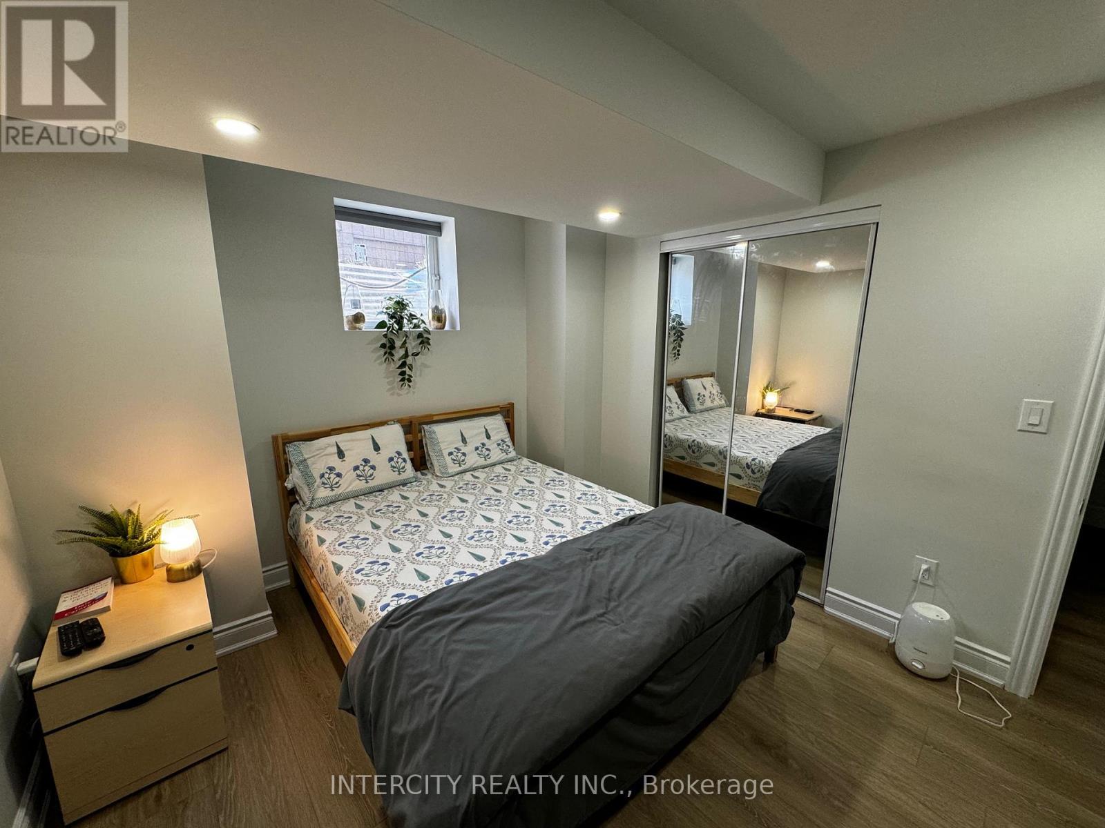 26 Block Road, Brampton, Ontario  L7A 5B2 - Photo 10 - W12715184