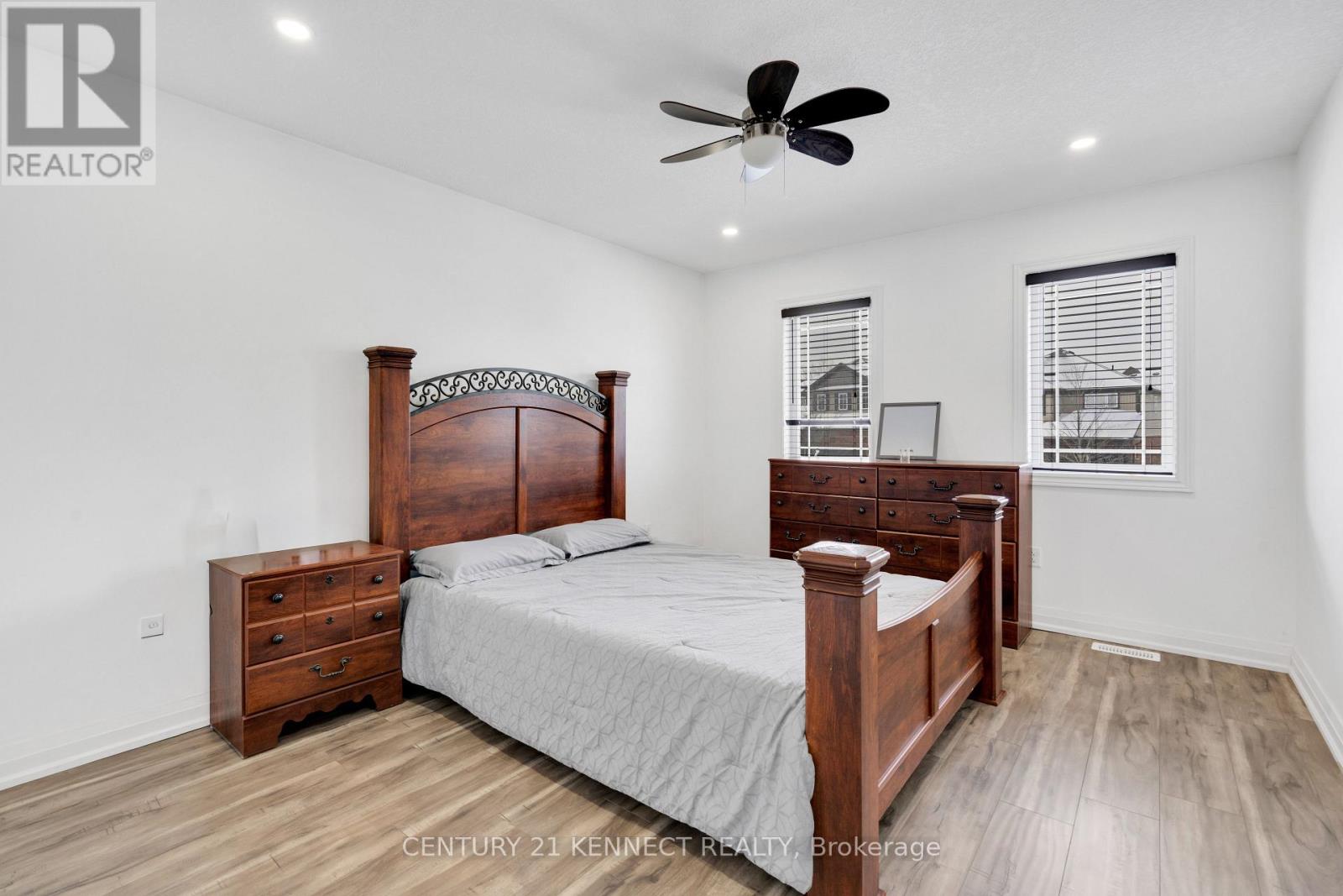 200 Courtney Crescent, Orangeville, Ontario  L9W 4S4 - Photo 19 - W12715194