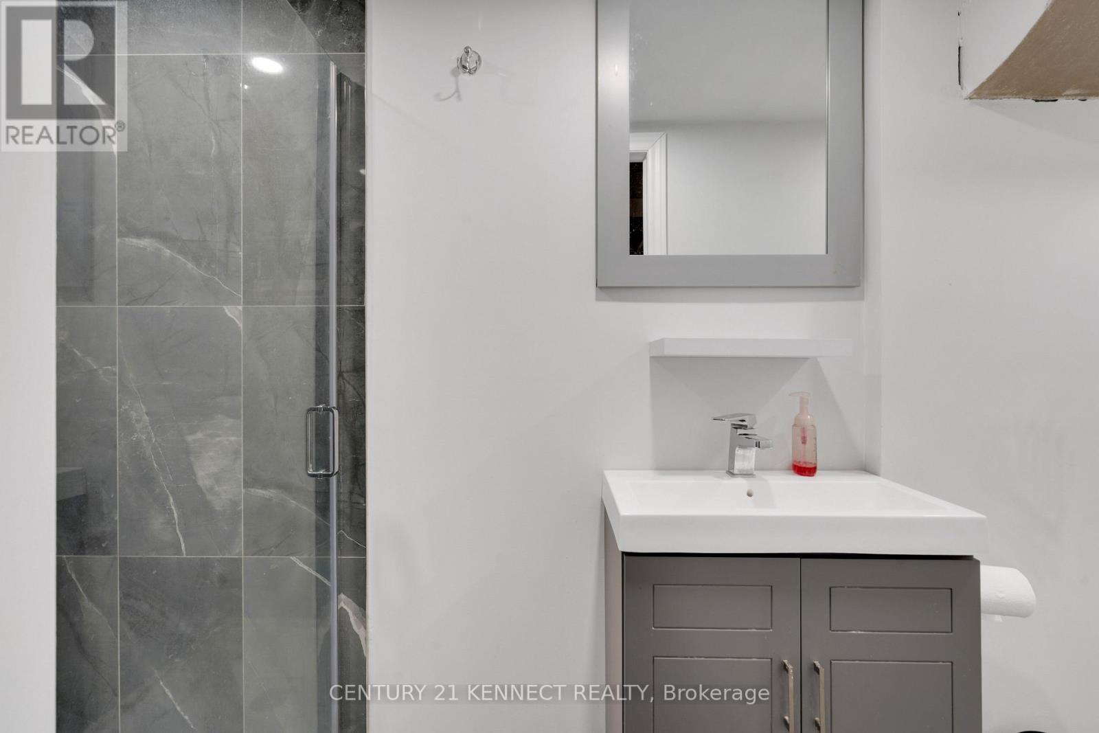 200 Courtney Crescent, Orangeville, Ontario  L9W 4S4 - Photo 27 - W12715194