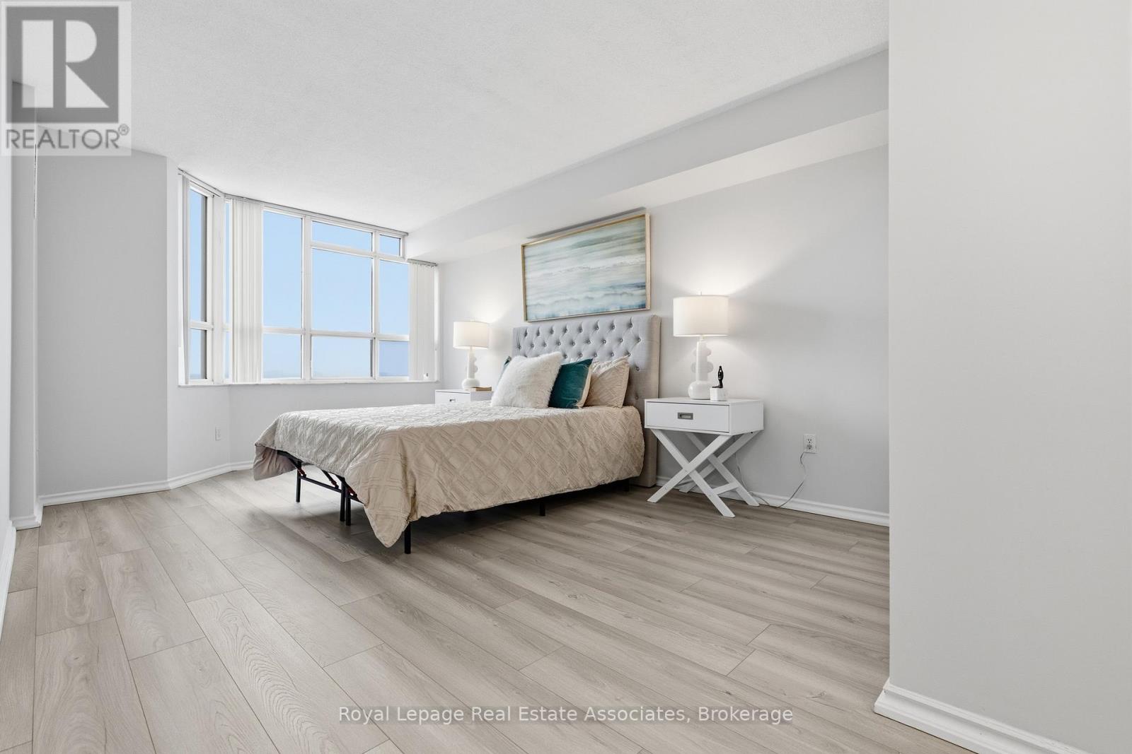 1004 - 10 Malta Avenue, Brampton, Ontario  L6Y 4G6 - Photo 10 - W12715196