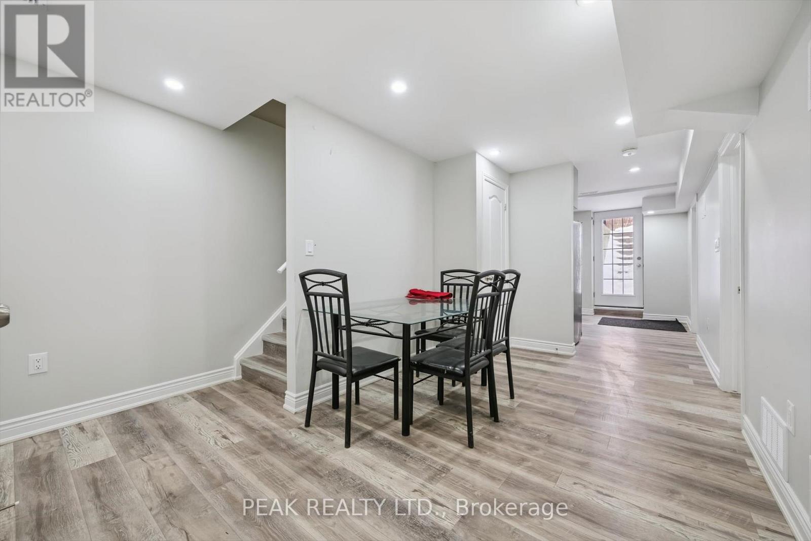 70 Daffodil Place, Brampton, Ontario  L6Y 3B5 - Photo 2 - W12715202