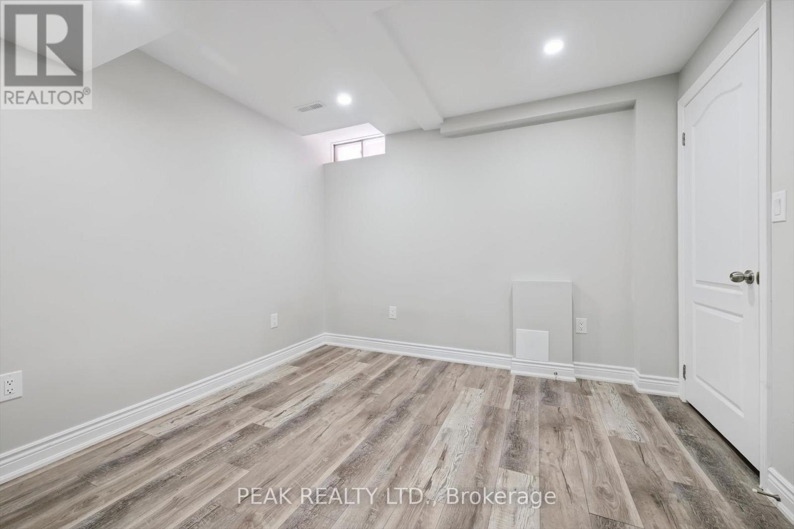 70 Daffodil Place, Brampton, Ontario  L6Y 3B5 - Photo 9 - W12715202