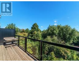 19 WOODSTREAM DRIVE, Toronto, Ontario