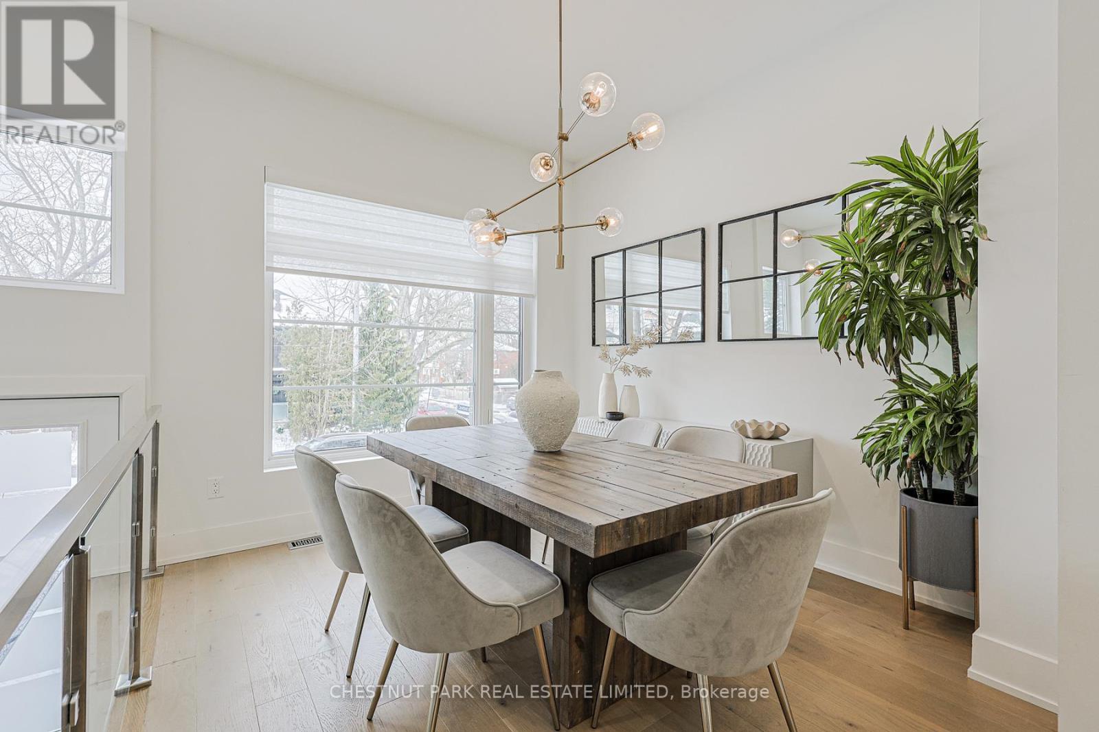 599 Soudan Avenue, Toronto, Ontario  M4S 1X1 - Photo 4 - C12715018