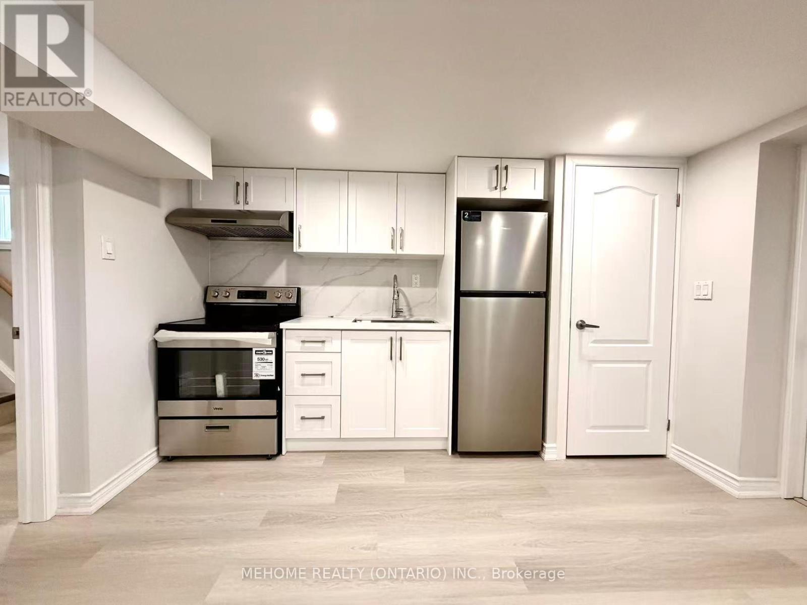 6 Clementine Square, Toronto, Ontario  M1G 2V7 - Photo 18 - E12713204