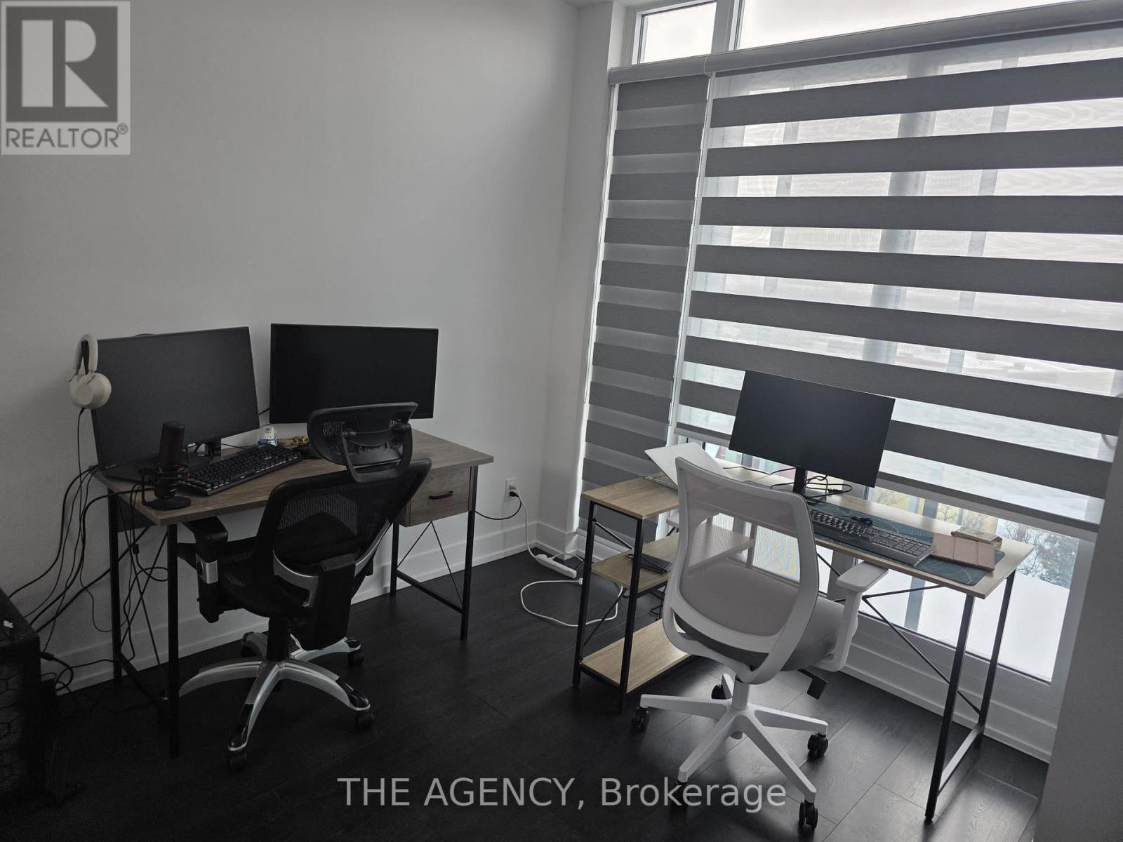 739 - 9471 Yonge Street, Richmond Hill, Ontario  L4C 0Z5 - Photo 9 - N12715048