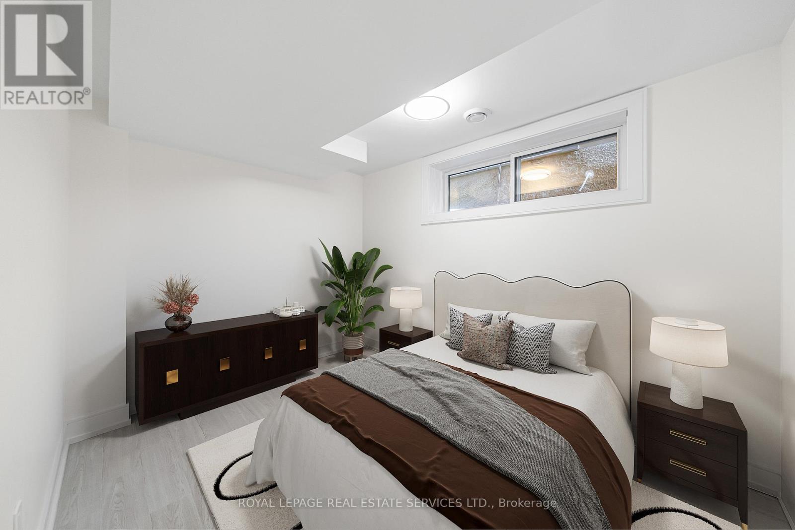 50 Arcadian Circle, Toronto, Ontario  M8W 2Y9 - Photo 41 - W12701580