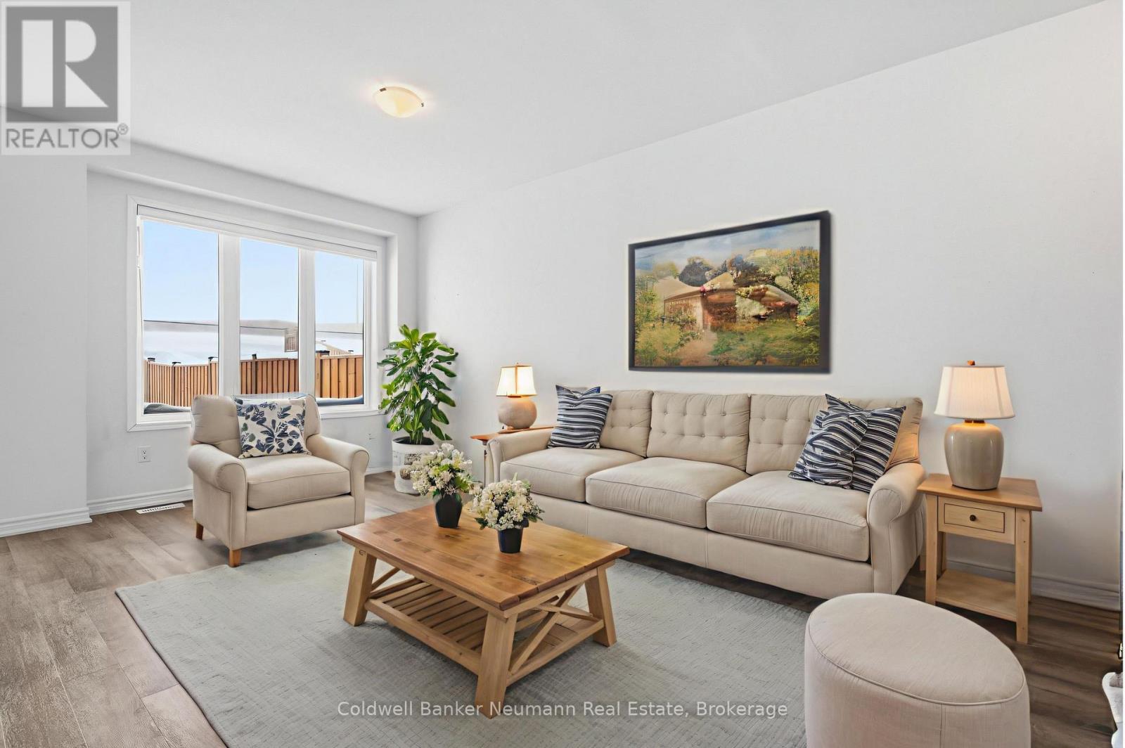 222 Histand Trail, Kitchener, Ontario  N2R 0S3 - Photo 4 - X12715324