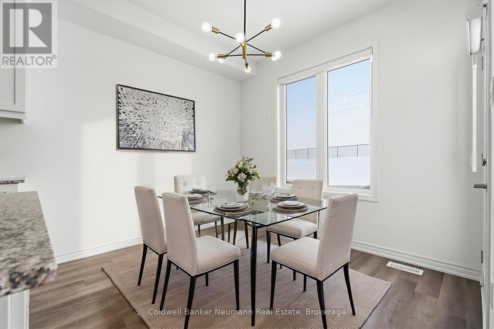 222 Histand Trail, Kitchener, Ontario  N2R 0S3 - Photo 6 - X12715324