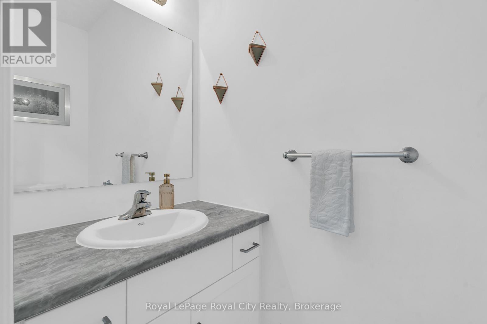 7 - 269 Watson Parkway N, Guelph, Ontario  N1E 0R3 - Photo 17 - X12715336