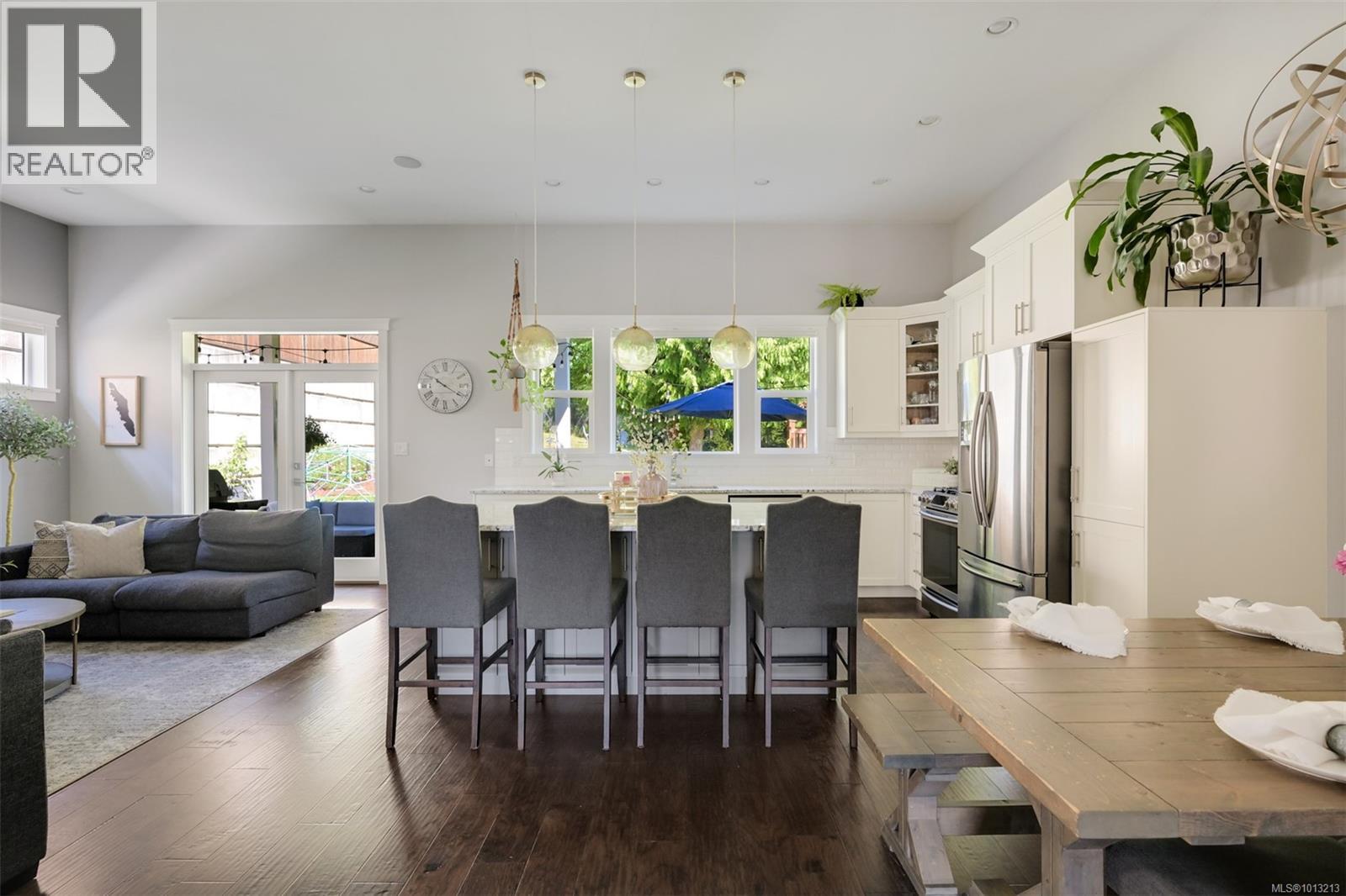 856 Hayden Pl, Mill Bay, British Columbia  V0R 2P3 - Photo 8 - 1013213