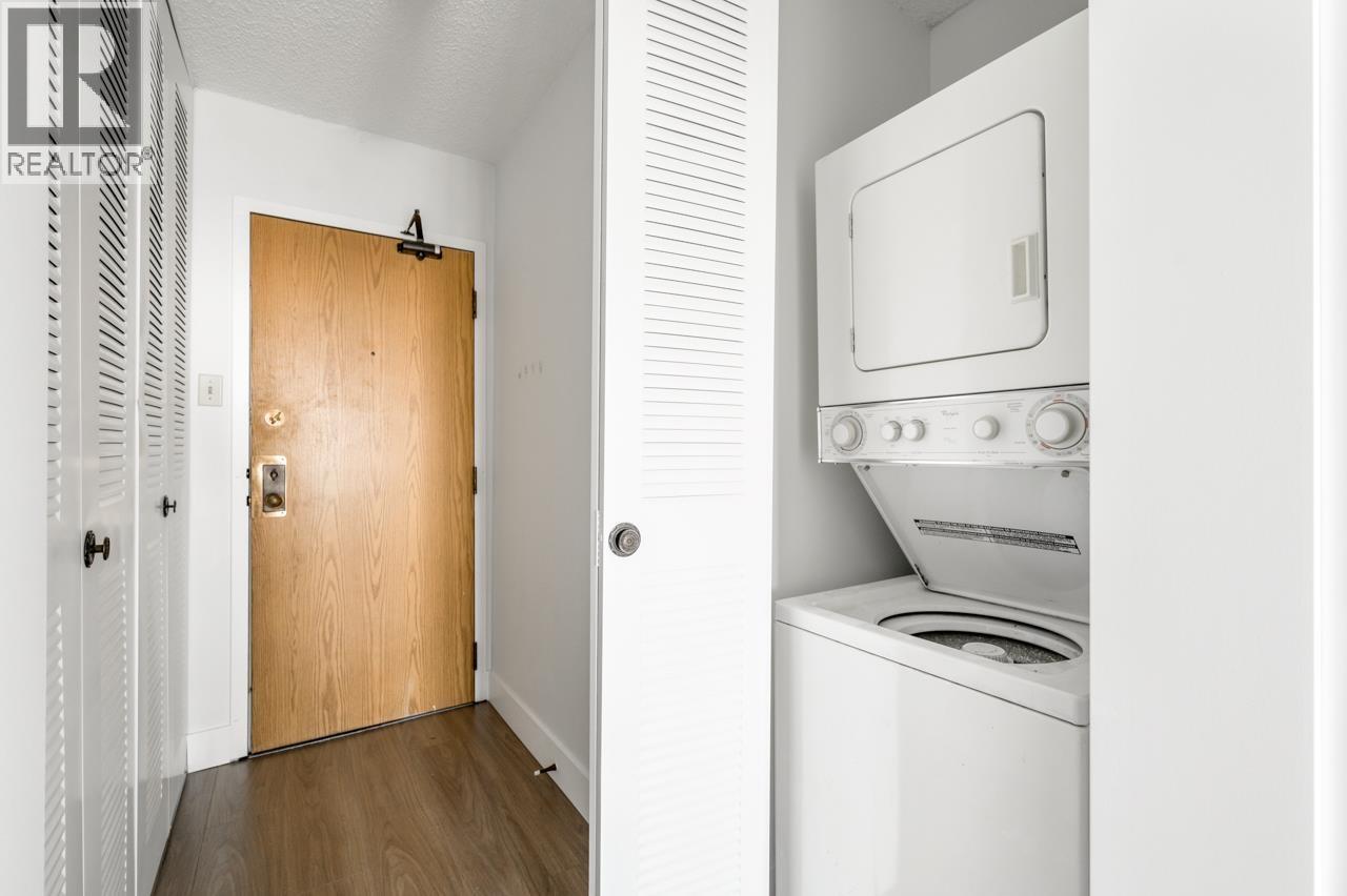 1702 6540 Burlington Avenue, Burnaby, British Columbia  V5H 4G3 - Photo 11 - R3081457