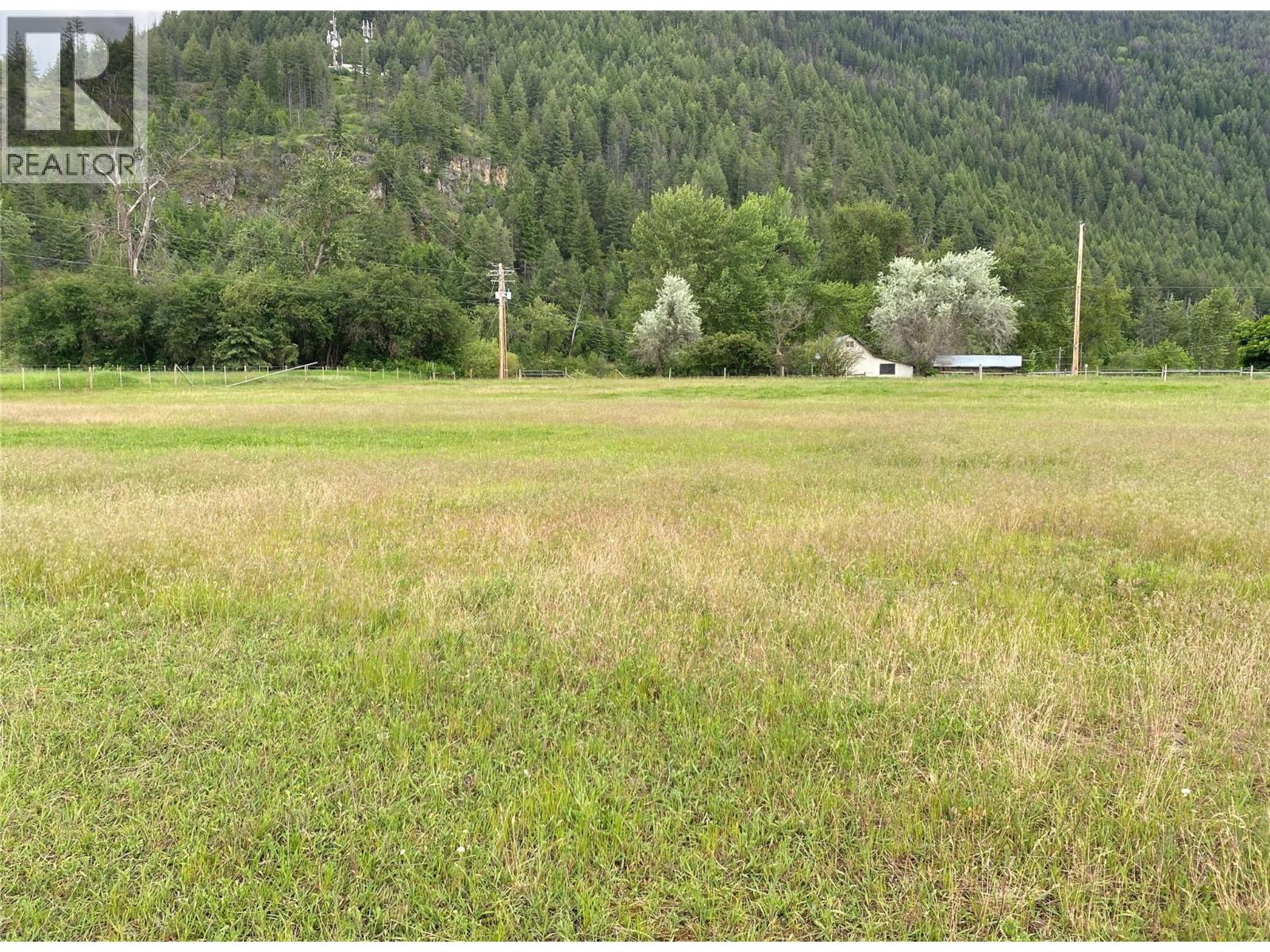 500 Atwood Road, Grand Forks, British Columbia  V0H 1H9 - Photo 9 - 10373420