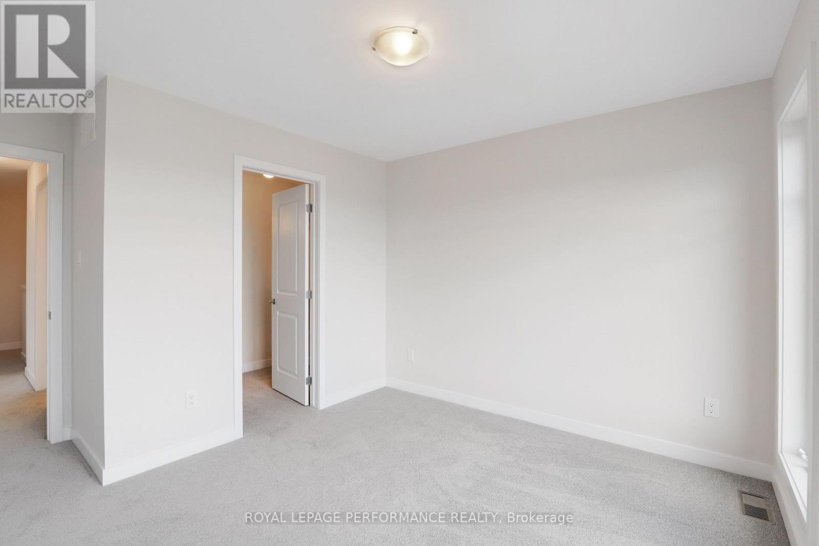 1220 Flycatcher Private, Ottawa, Ontario  K1X 0M7 - Photo 23 - X12715284