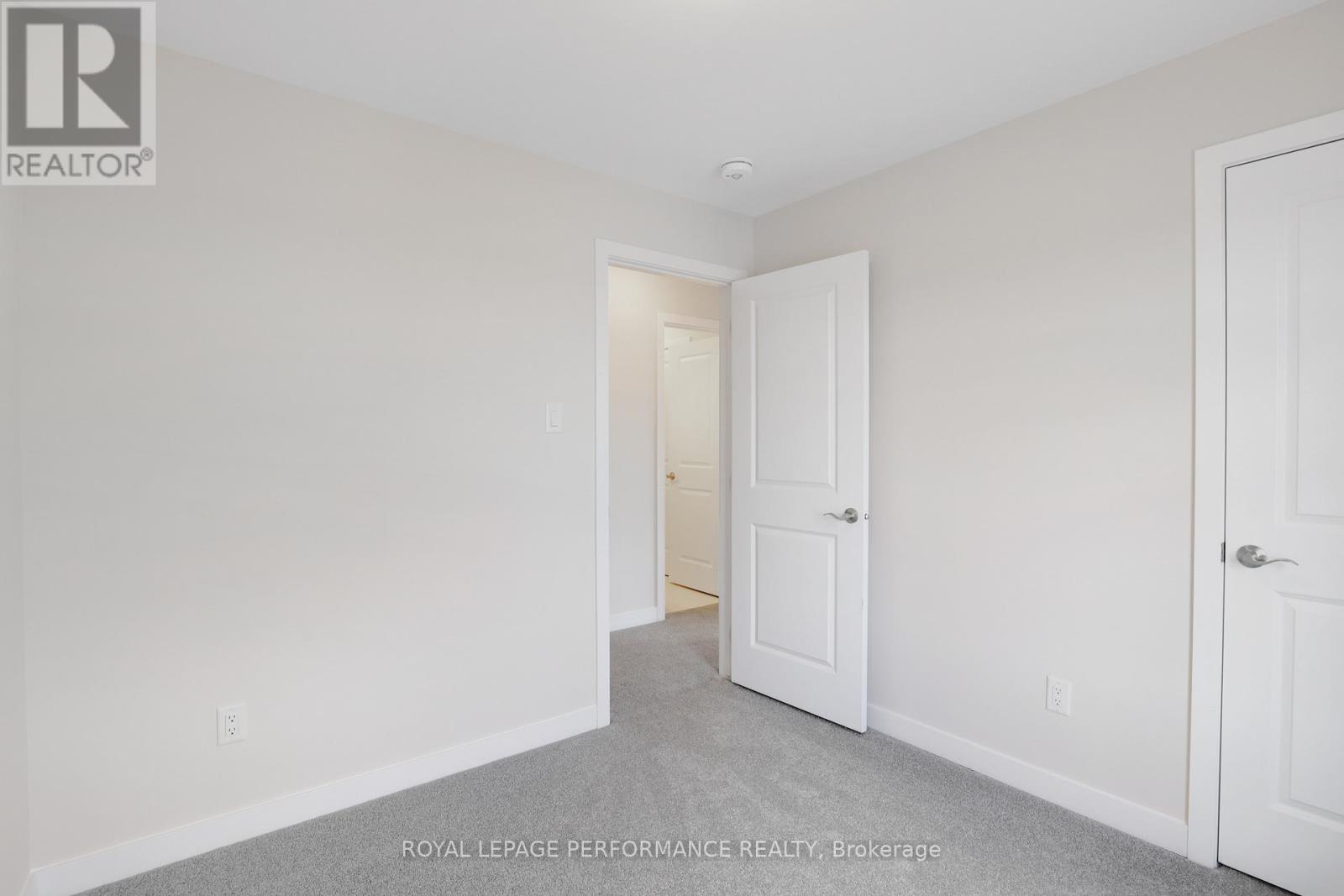 1220 Flycatcher Private, Ottawa, Ontario  K1X 0M7 - Photo 27 - X12715284