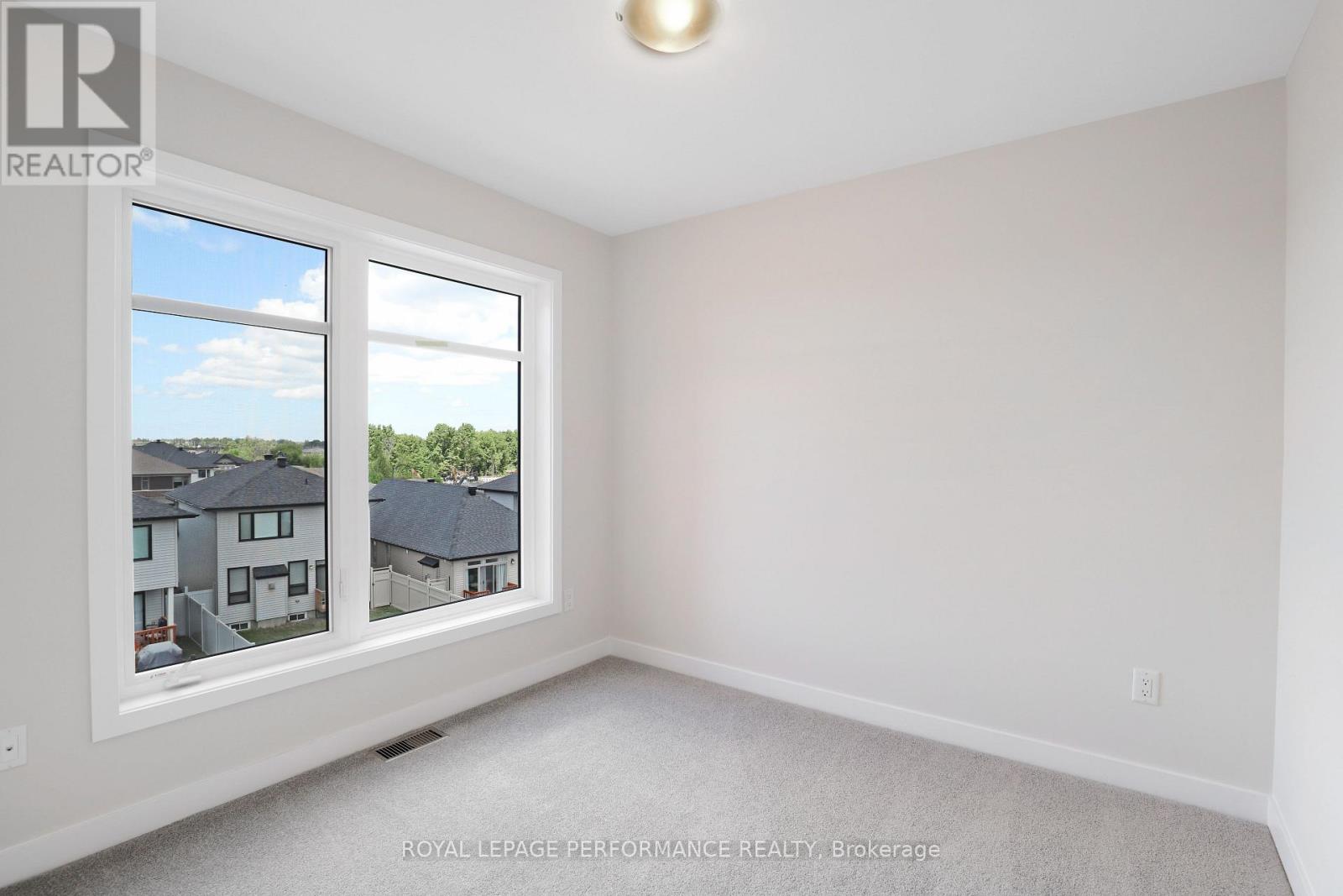 1220 Flycatcher Private, Ottawa, Ontario  K1X 0M7 - Photo 28 - X12715284