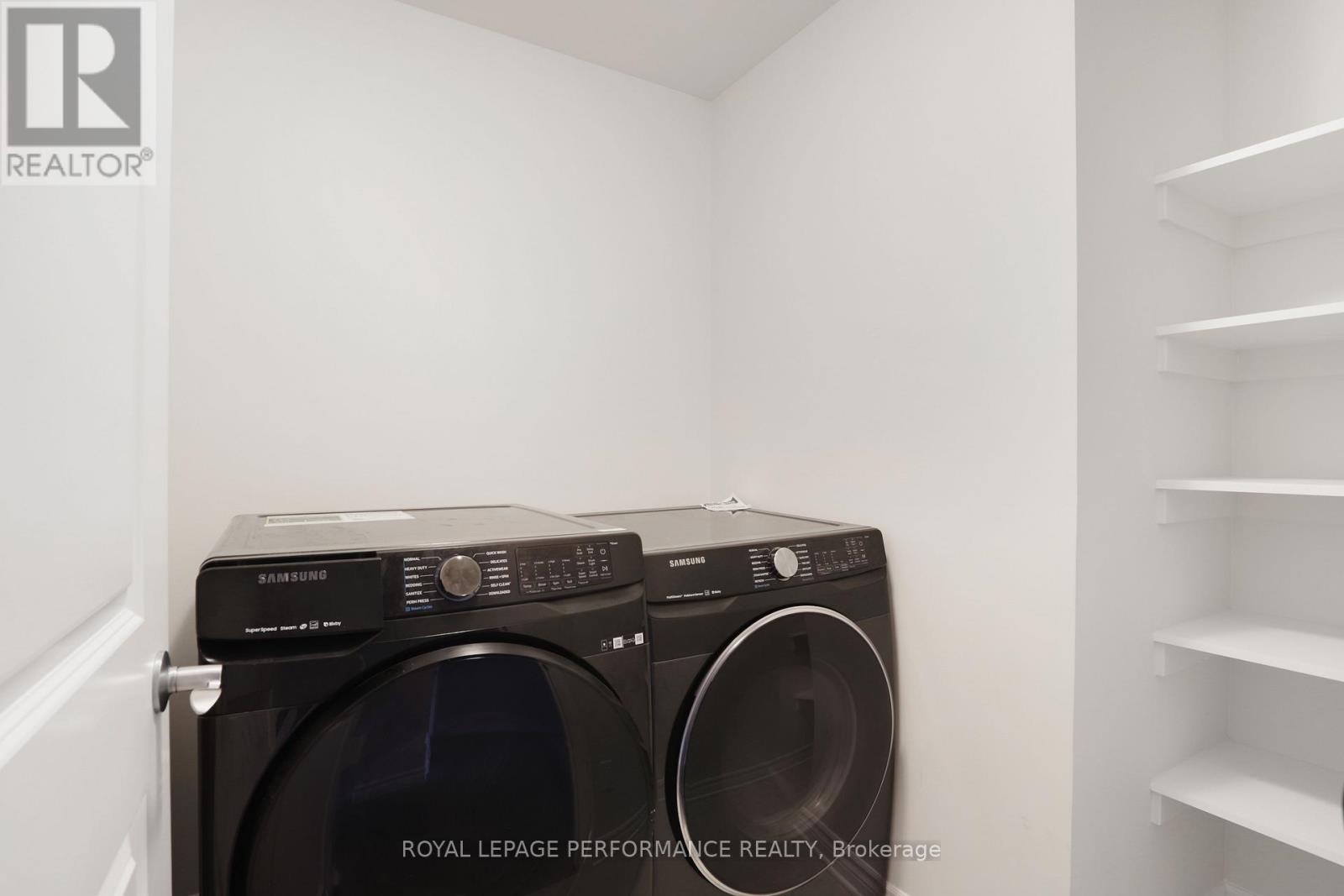 1011 Kijik Crescent, Ottawa, Ontario  K1X 0G9 - Photo 23 - X12715288