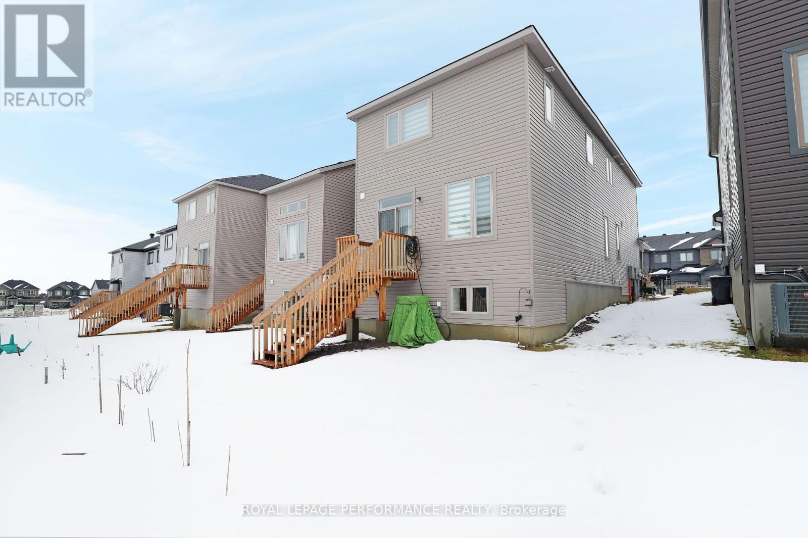 1011 Kijik Crescent, Ottawa, Ontario  K1X 0G9 - Photo 35 - X12715288