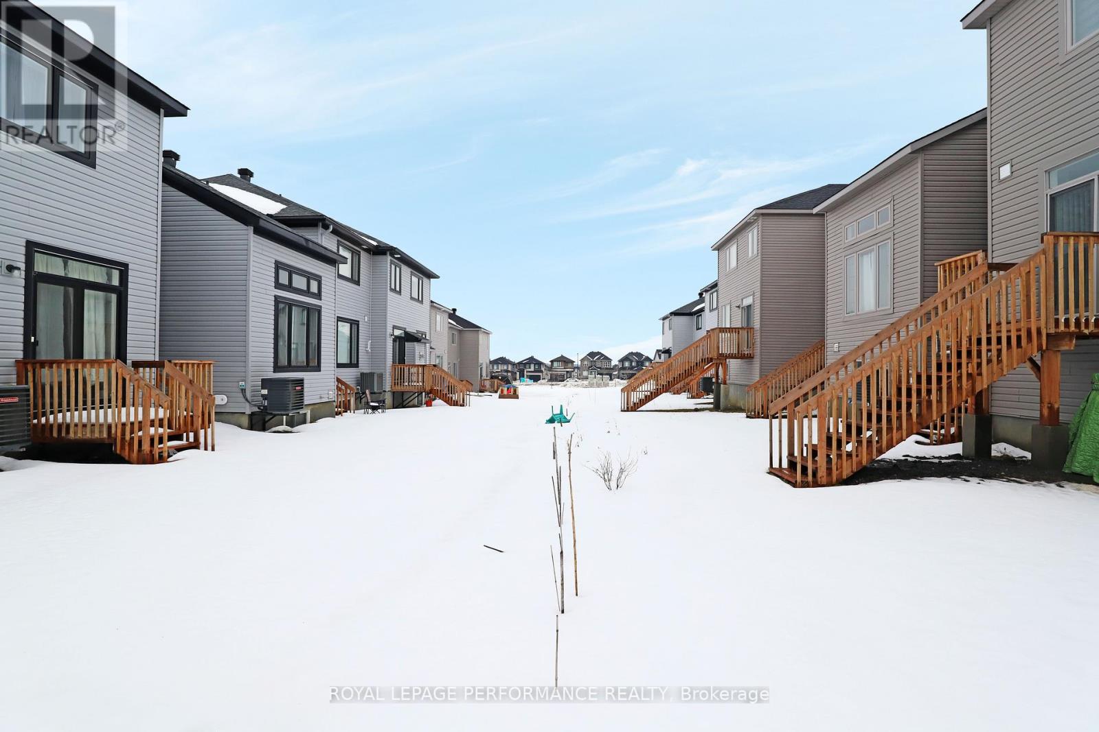 1011 Kijik Crescent, Ottawa, Ontario  K1X 0G9 - Photo 36 - X12715288