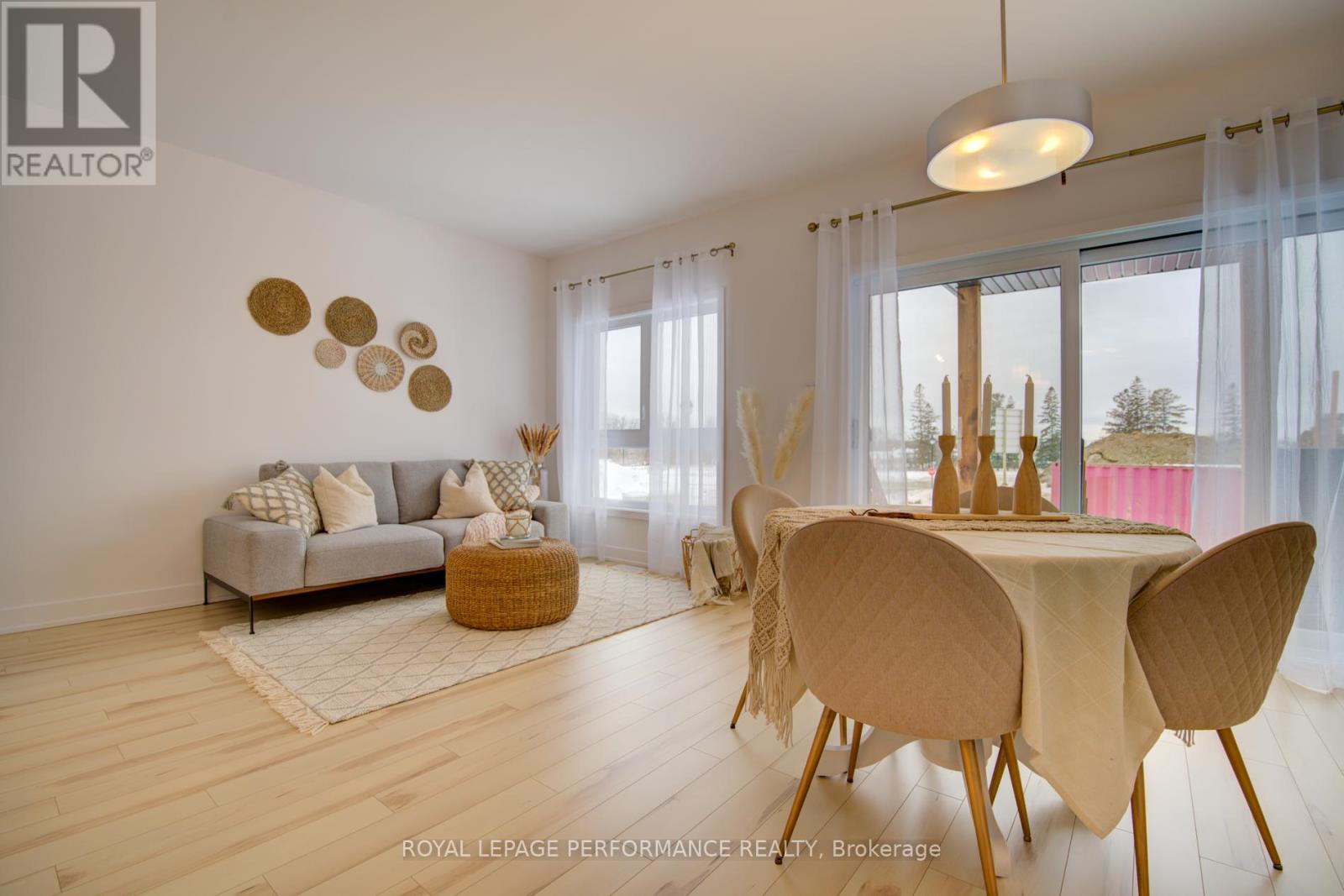 Th-152d Cypress Street, The Nation, Ontario  K0A 2M0 - Photo 10 - X12715344