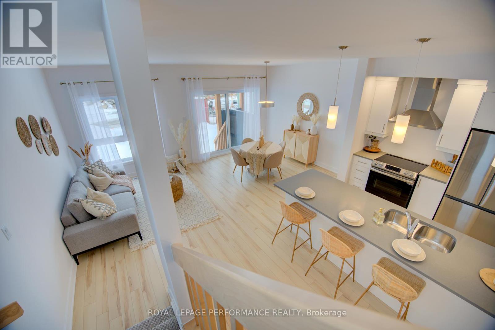 Th-152d Cypress Street, The Nation, Ontario  K0A 2M0 - Photo 14 - X12715344