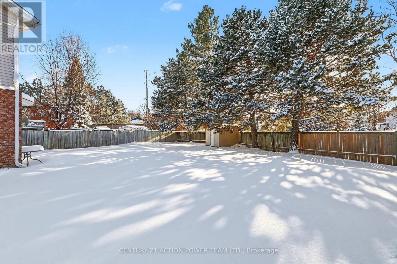 82 Burlington Crescent, Ottawa, Ontario  K1T 3K4 - Photo 40 - X12715376