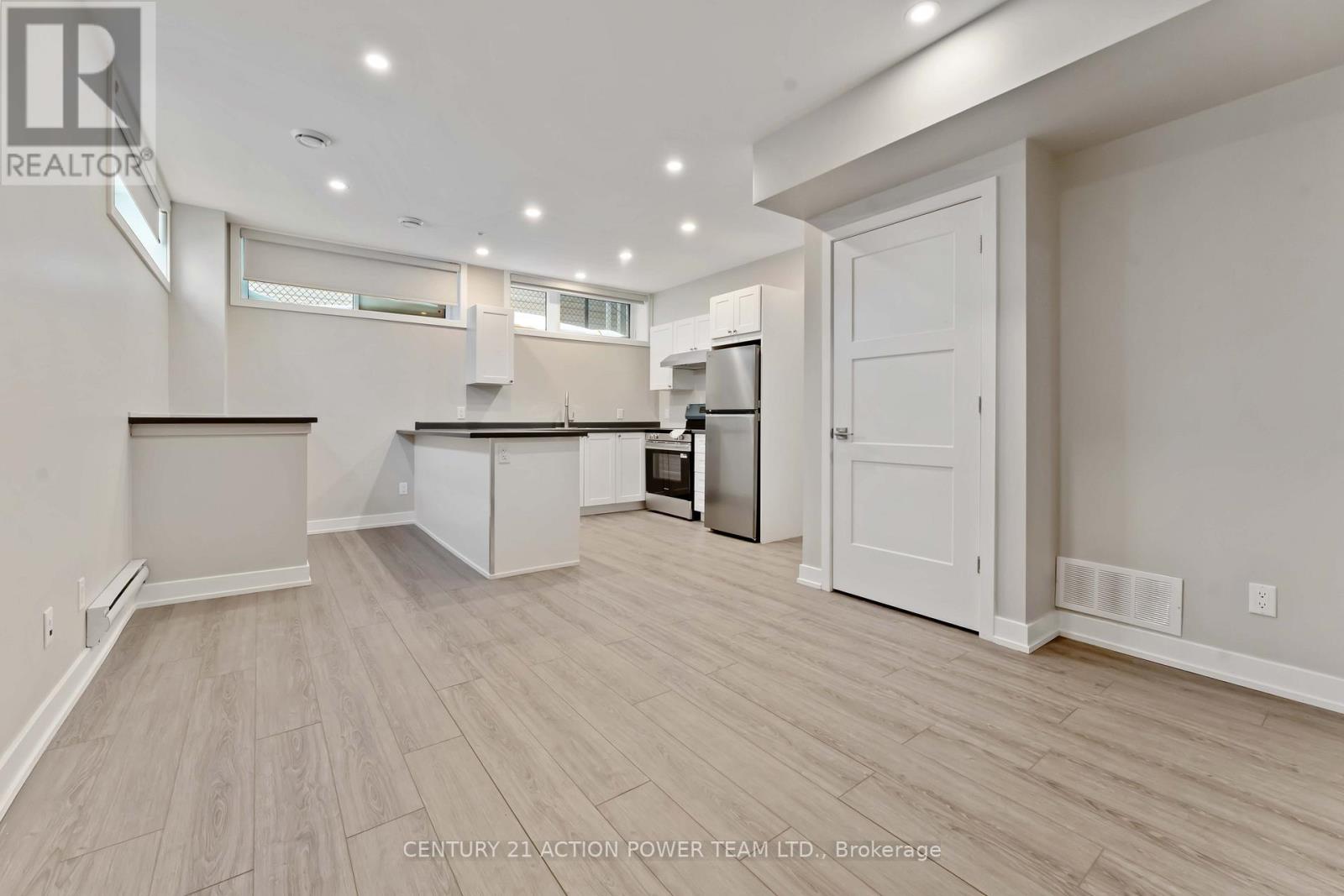 B - 280 Levis Avenue S, Ottawa, Ontario  K1L 6H6 - Photo 8 - X12715392