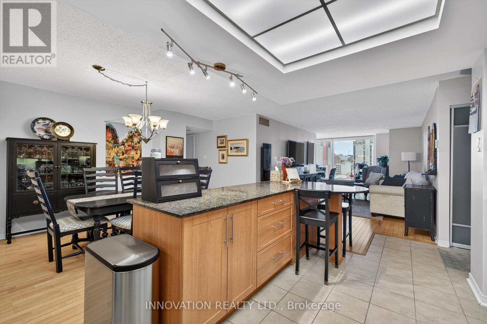 1701 - 160 George Street, Ottawa, Ontario  K1N 9M2 - Photo 6 - X12715394