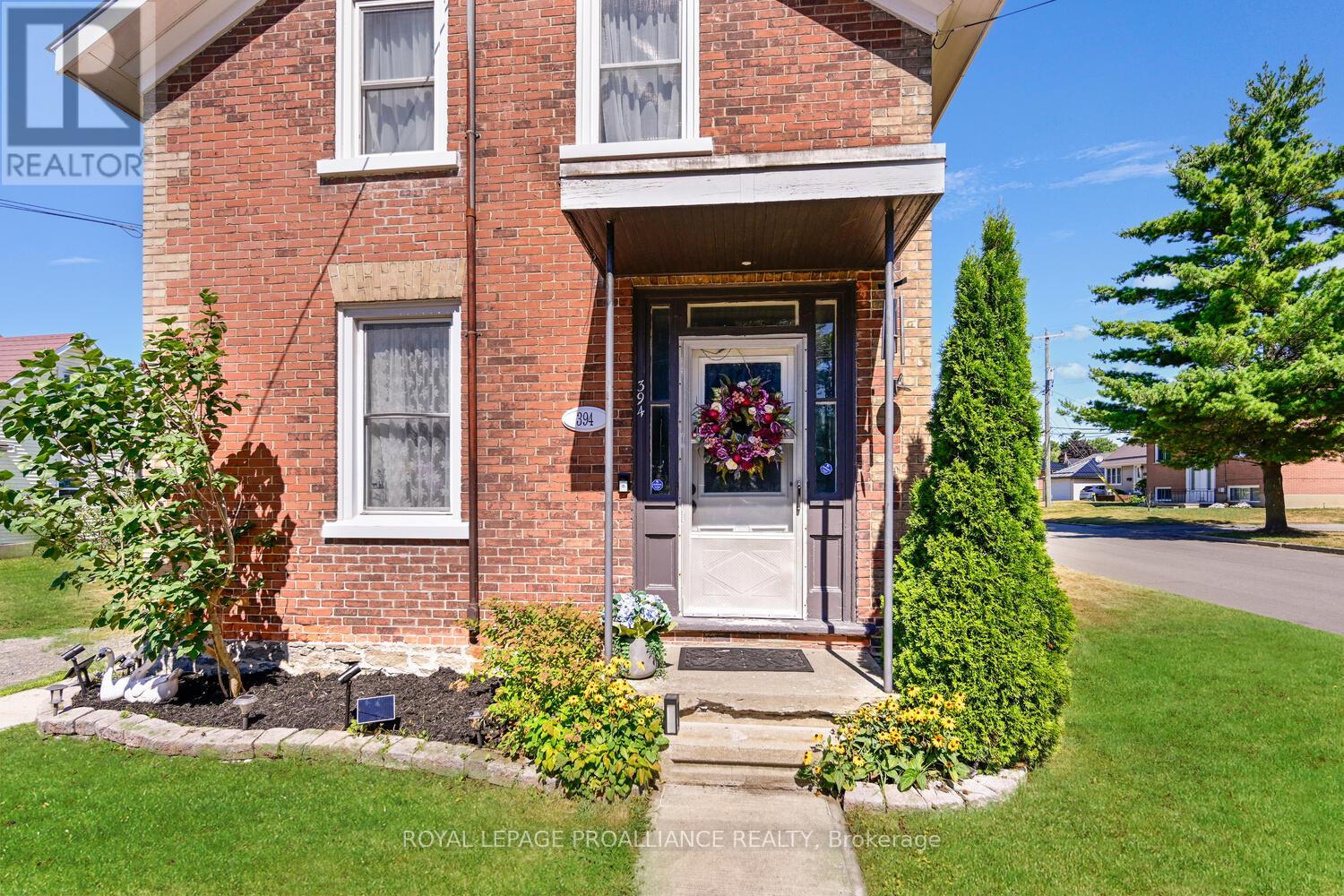 394 PARK STREET E, Prescott, Ontario