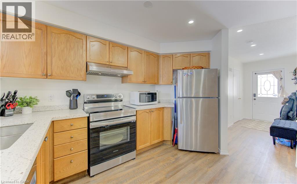 43 Big Springs Court, Kitchener, Ontario  N2E 4H2 - Photo 3 - 40796853