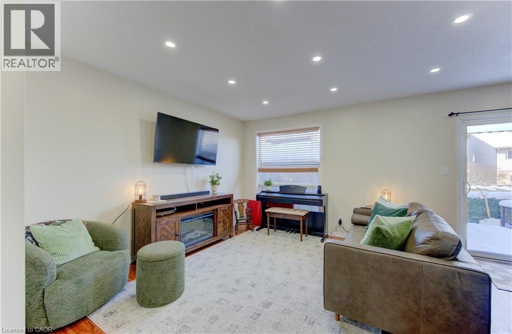 43 Big Springs Court, Kitchener, Ontario  N2E 4H2 - Photo 11 - 40796853