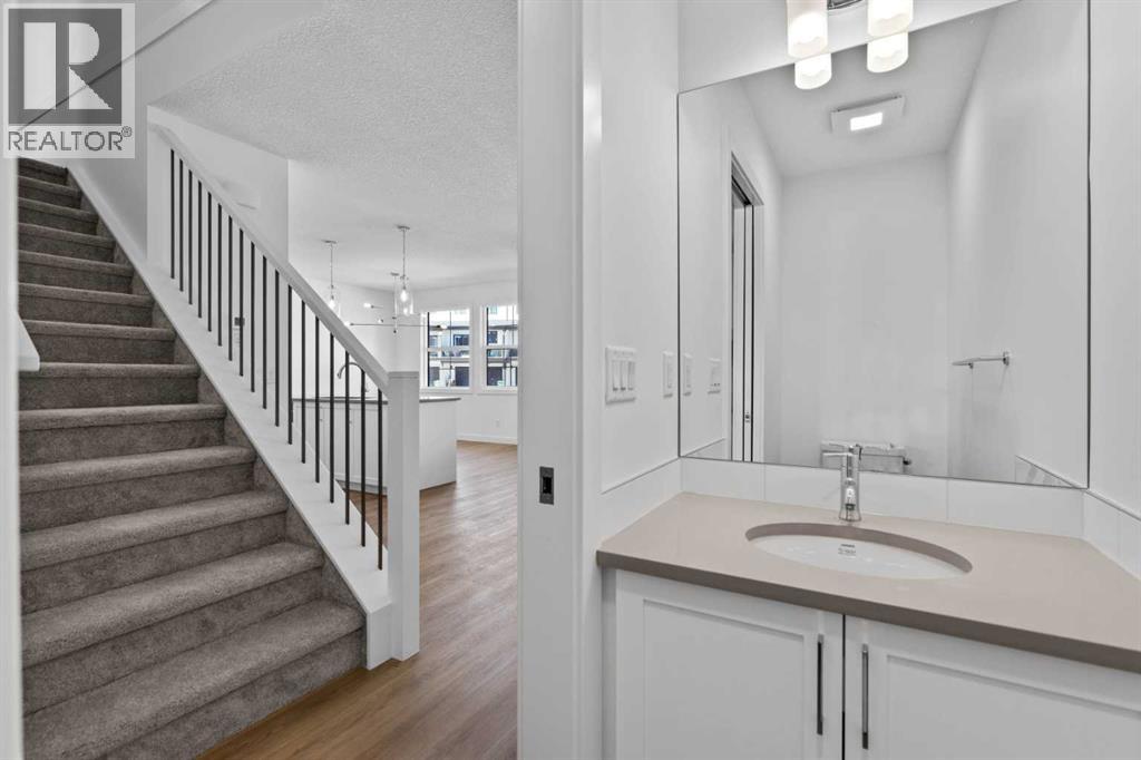 1003, 201 Cooperswood Green Sw, Airdrie, Alberta  T3B 3Y6 - Photo 4 - A2276002