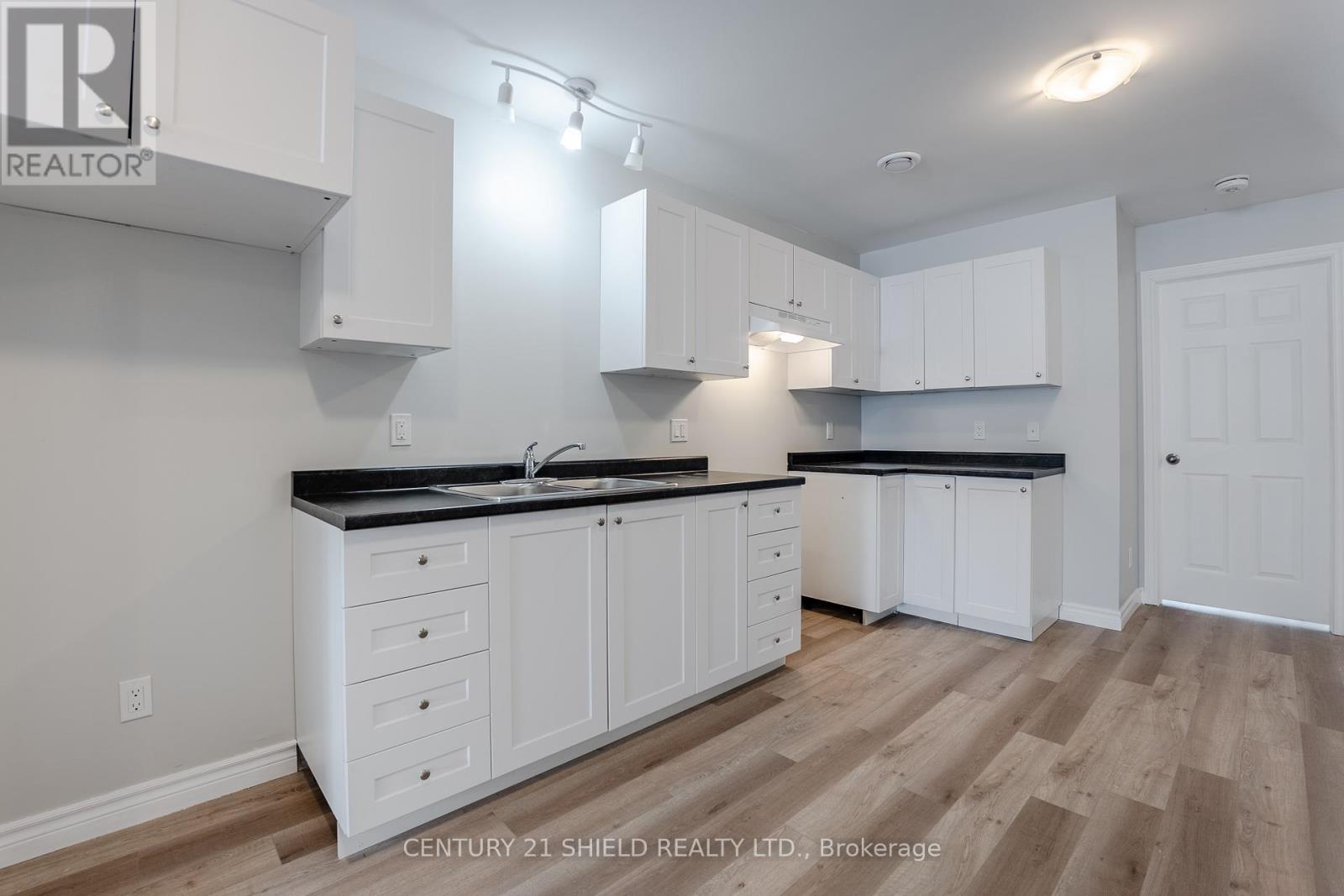 28 George Street, North Stormont, Ontario  K0C 1K0 - Photo 4 - X12715362