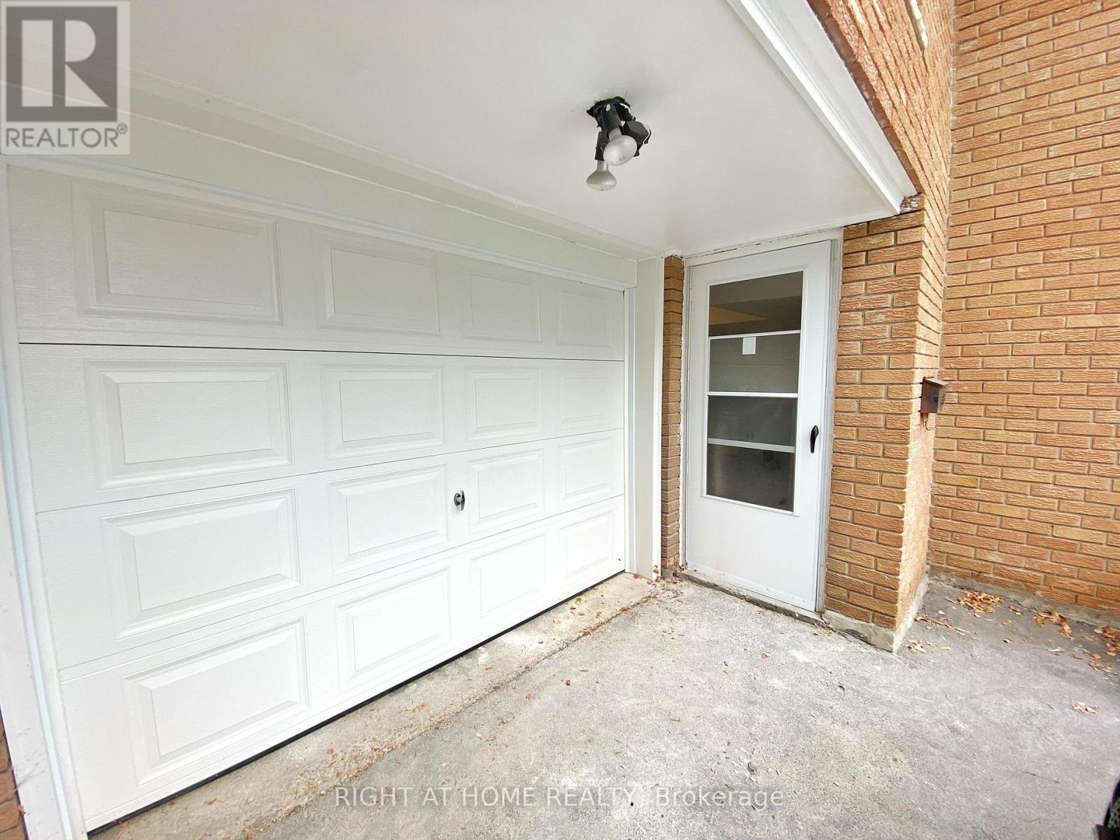 36 MINTWOOD DRIVE, Toronto, Ontario