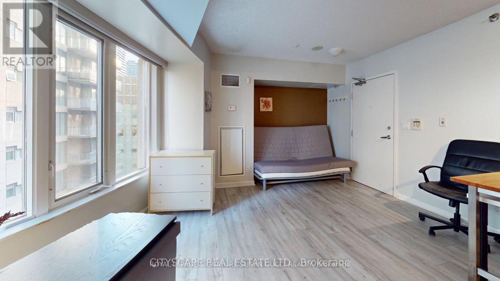 1107 - 200 Victoria Street, Toronto, Ontario  M5B 1V8 - Photo 3 - C12715264