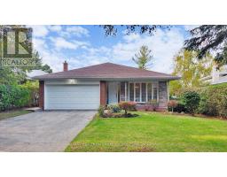 18 BRENHAM CRESCENT, Toronto, Ontario