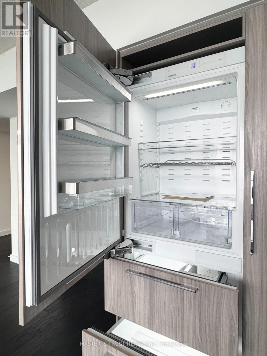 7509 - 3 Concord Cityplace Way, Toronto, Ontario  M5V 0X4 - Photo 14 - C12715390