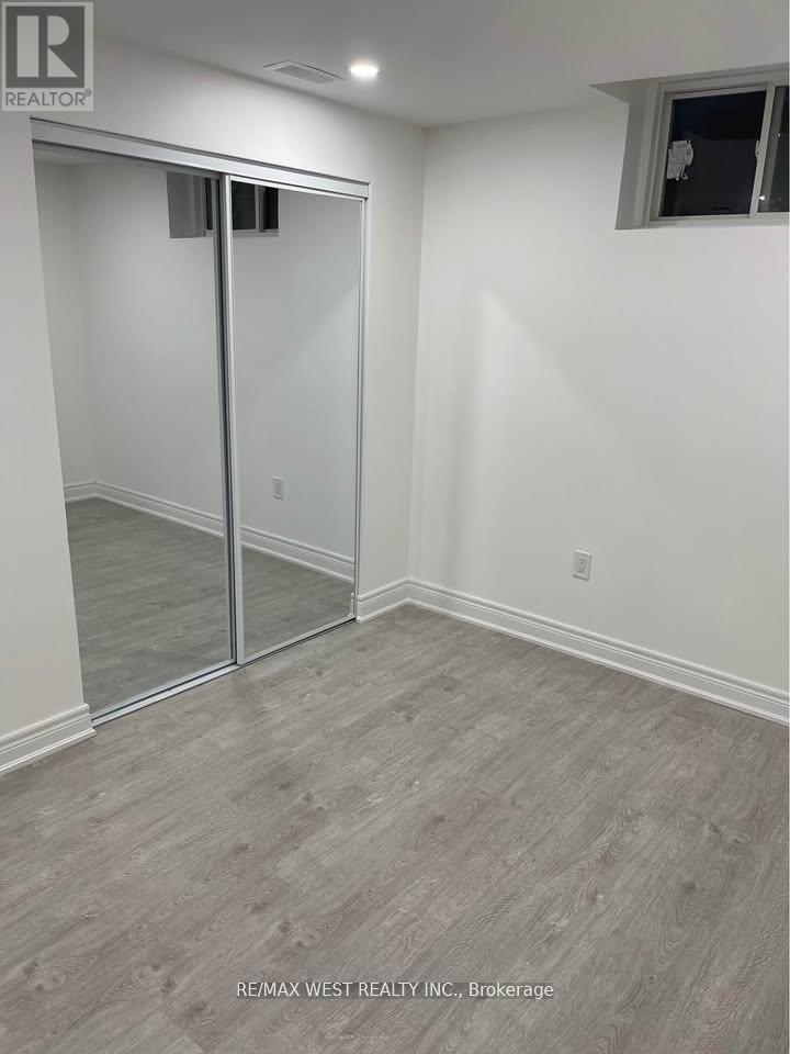 Bsmt - 339 Fleetwood Drive, Oshawa, Ontario  L1K 3G2 - Photo 9 - E12715374