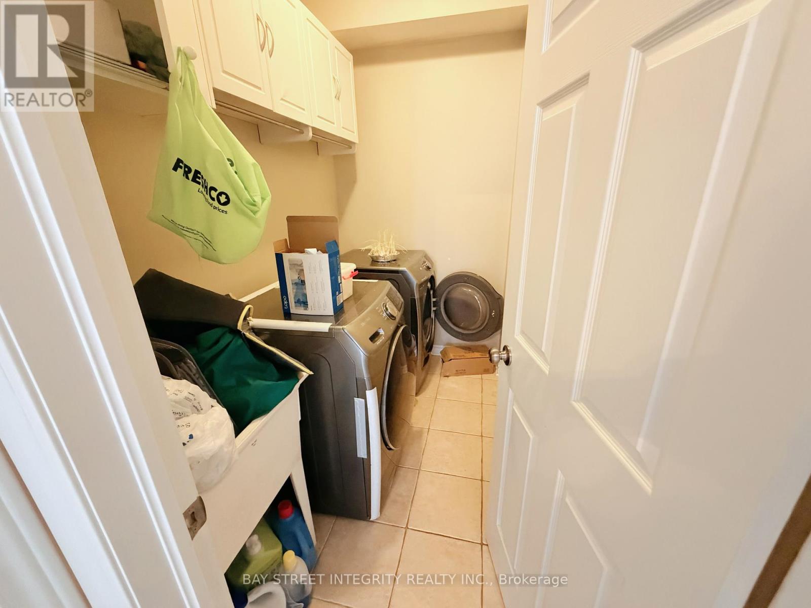 78 Glendower Crescent, Georgina, Ontario  L4P 0A1 - Photo 4 - N12715300