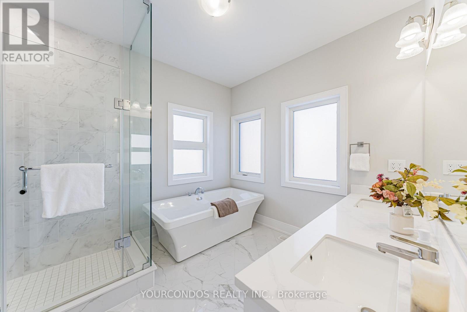 18 Harman Avenue, Richmond Hill, Ontario  L4S 0G9 - Photo 27 - N12715382