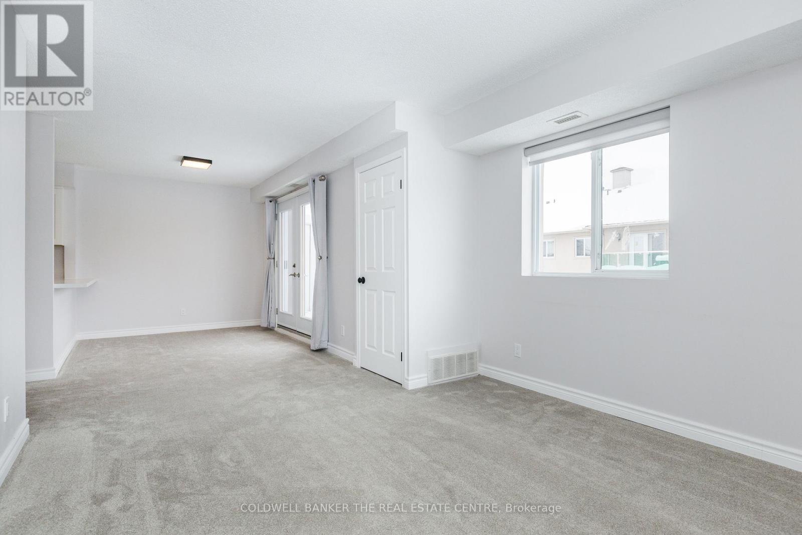 302 - 125 Bond Street, Orillia, Ontario  L3V 1J7 - Photo 14 - S12715370