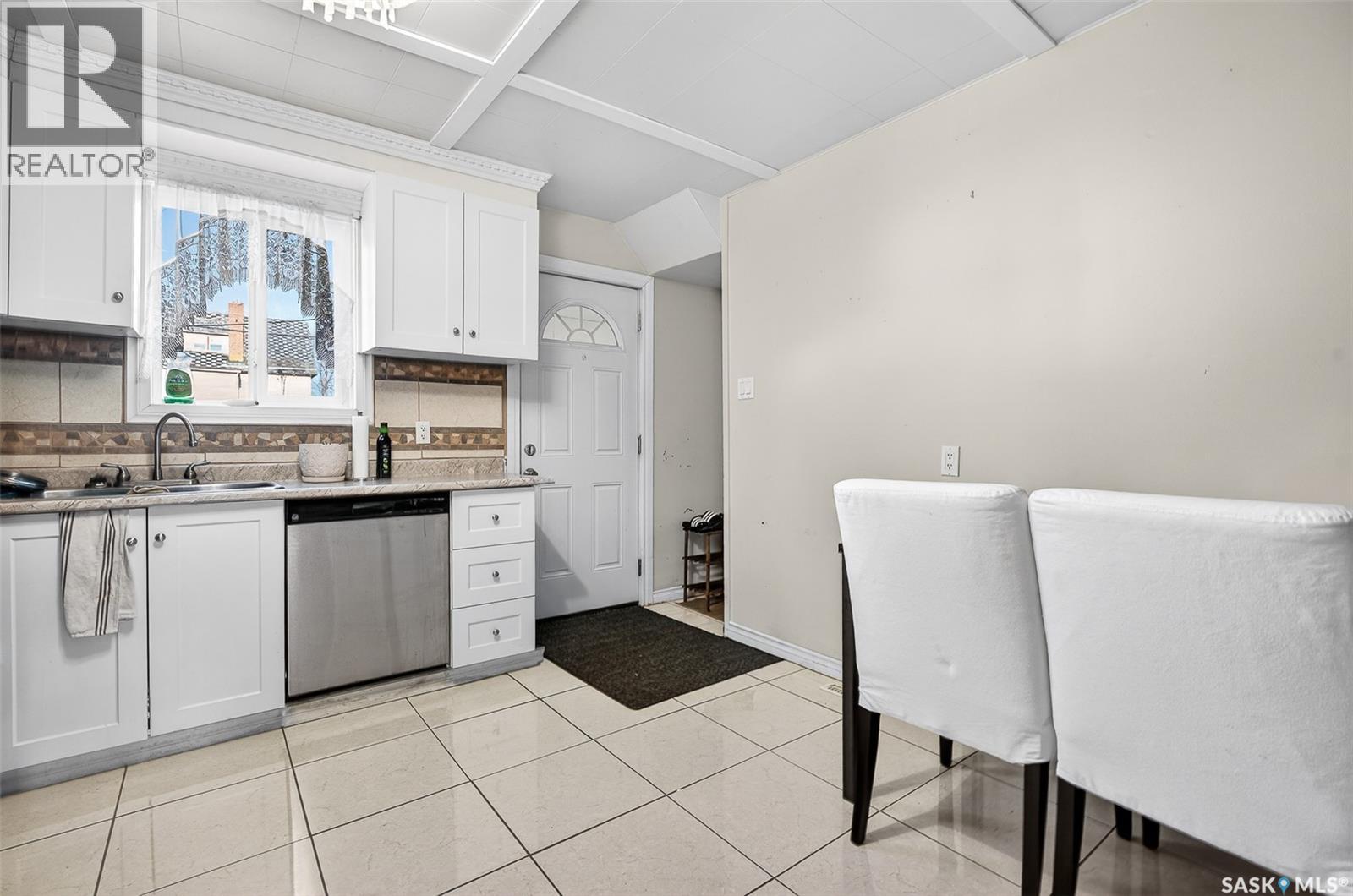 174 Ominica Street W, Moose Jaw, Saskatchewan  S6H 1X2 - Photo 6 - SK026978