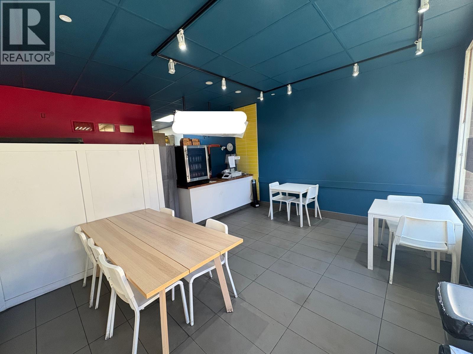 5171 Joyce Street, Vancouver, British Columbia  V5R 4G8 - Photo 3 - C8075337