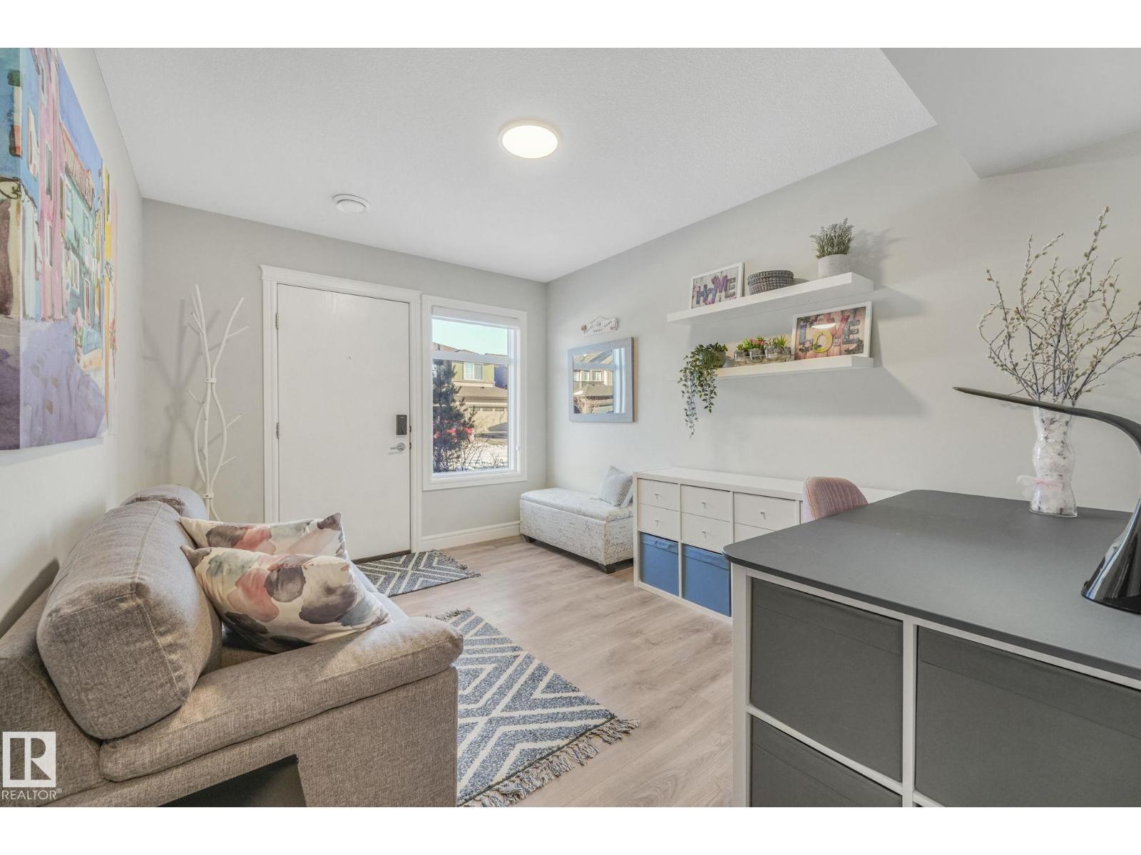 7648 Koruluk Pl Sw, Edmonton, Alberta  T6W 4R7 - Photo 3 - E4470106