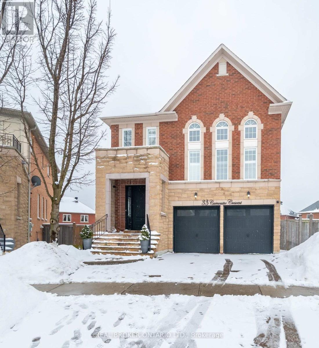 33 CARNOUSTIE CRESCENT, Richmond Hill, Ontario