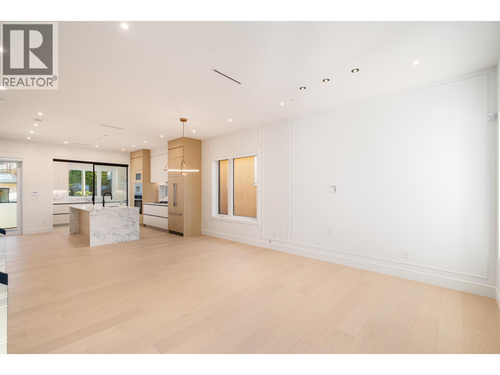 7382 Maple Street, Vancouver, British Columbia  V6P 5P7 - Photo 5 - R3076847