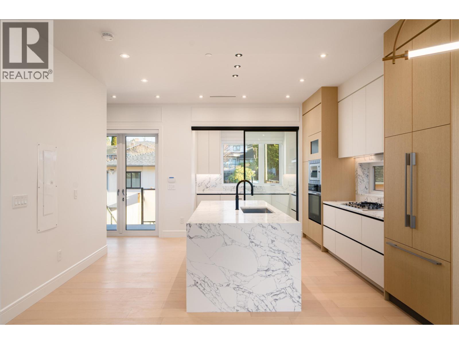 7382 Maple Street, Vancouver, British Columbia  V6P 5P7 - Photo 13 - R3076847