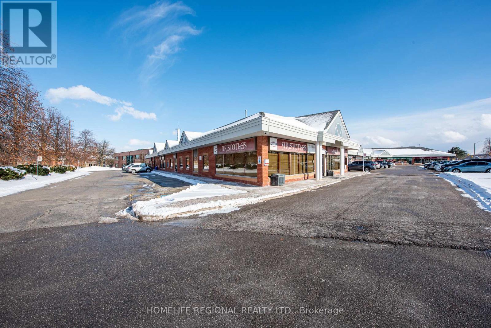 6905 Millcreek Drive, Mississauga, Ontario  L5N 6A3 - Photo 2 - W12715242